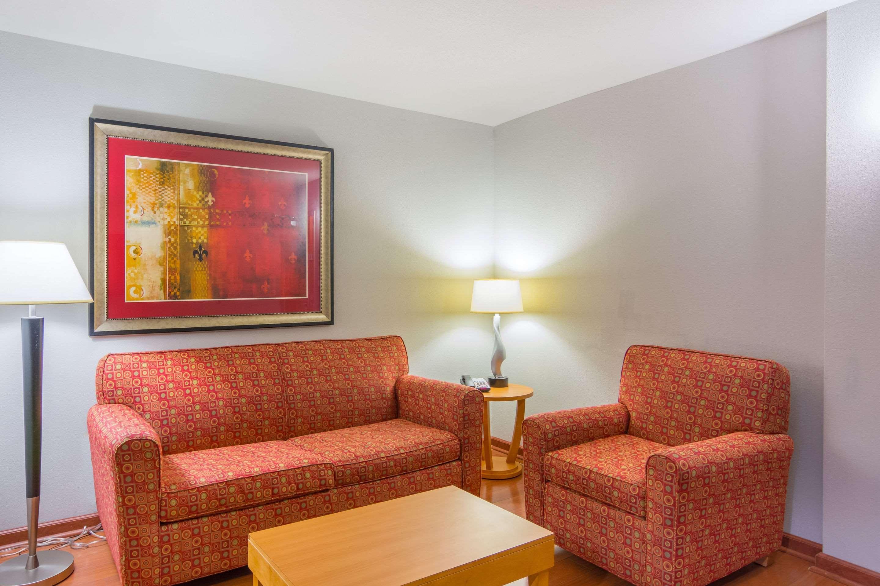 Comfort Suites At Virginia Center Commons Glen Allen Exterior foto